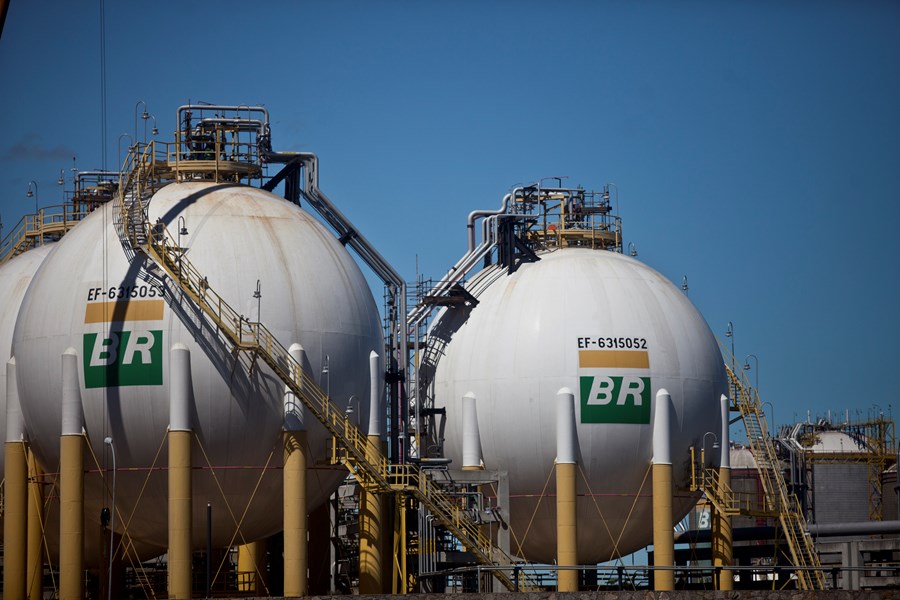 Gas-Para-As-Distribuidoras-Tera-Queda-De-14%,-Anuncia-Petrobras