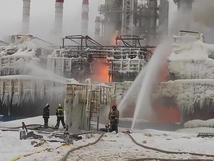 Maior-Produtora-De-Gas-Natural-Da-Russia-Suspende-Operacoes-Apos-Incendio-Em-Terminal
